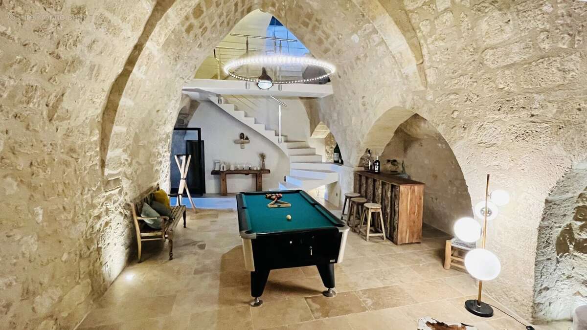 Maison à ROGNES