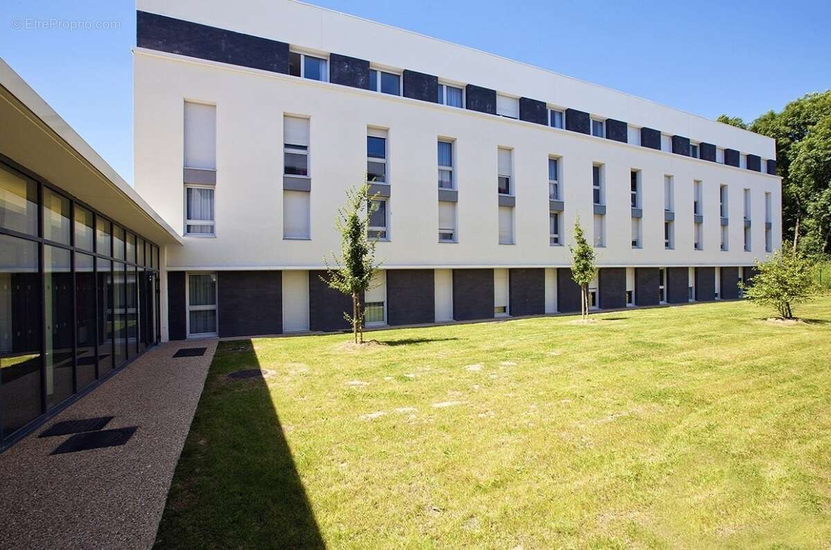 Appartement à MONTIGNY-LE-BRETONNEUX