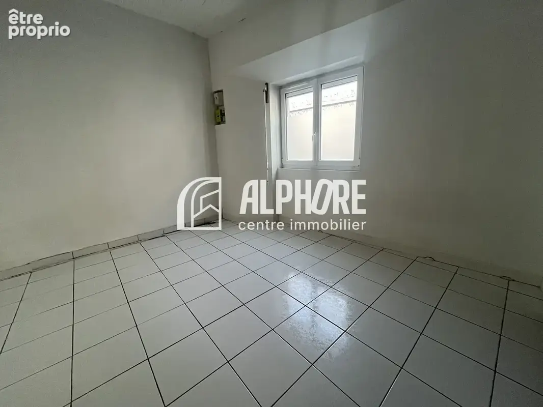 Maison Basse Indre 4 pièce(s) 90 m2 surface pondérée - photo 4