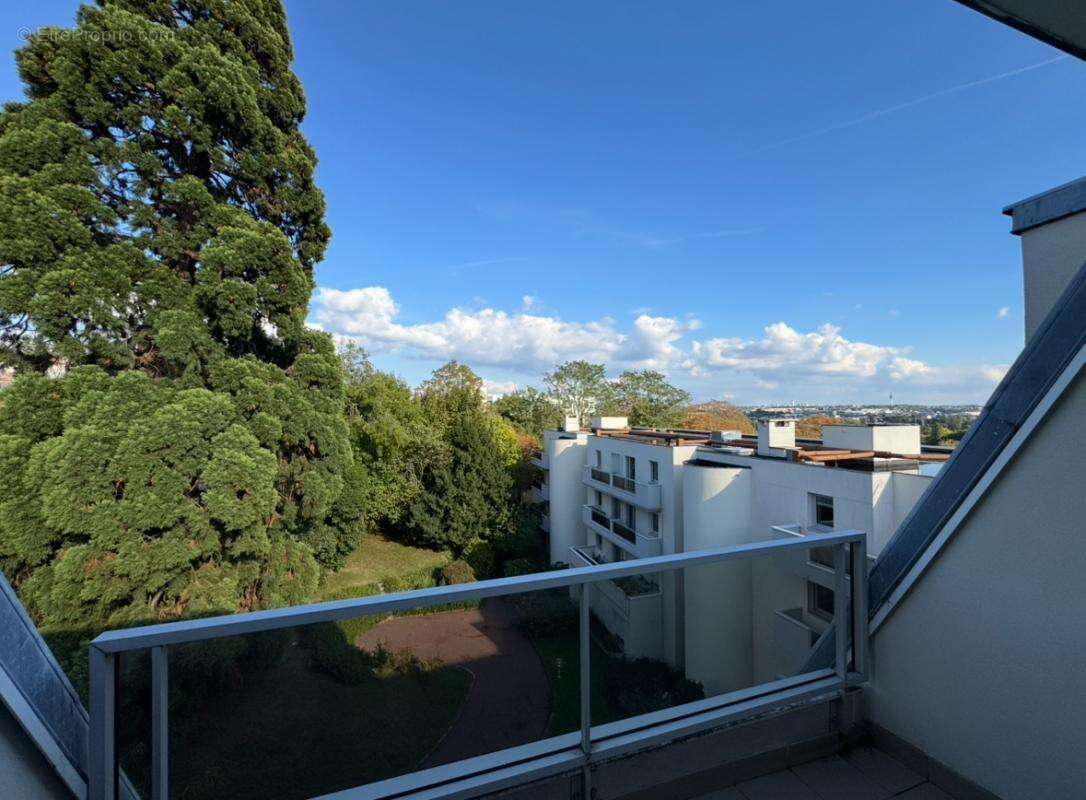 Appartement à NOGENT-SUR-MARNE