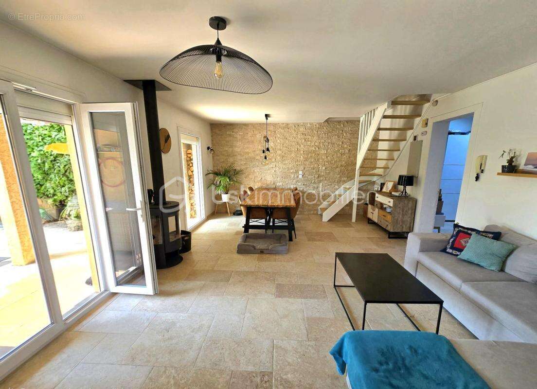 Maison 4 pièces avec piscine, jardin et chambre de plain-pied – À seulement 5 minutes du village - photo 11