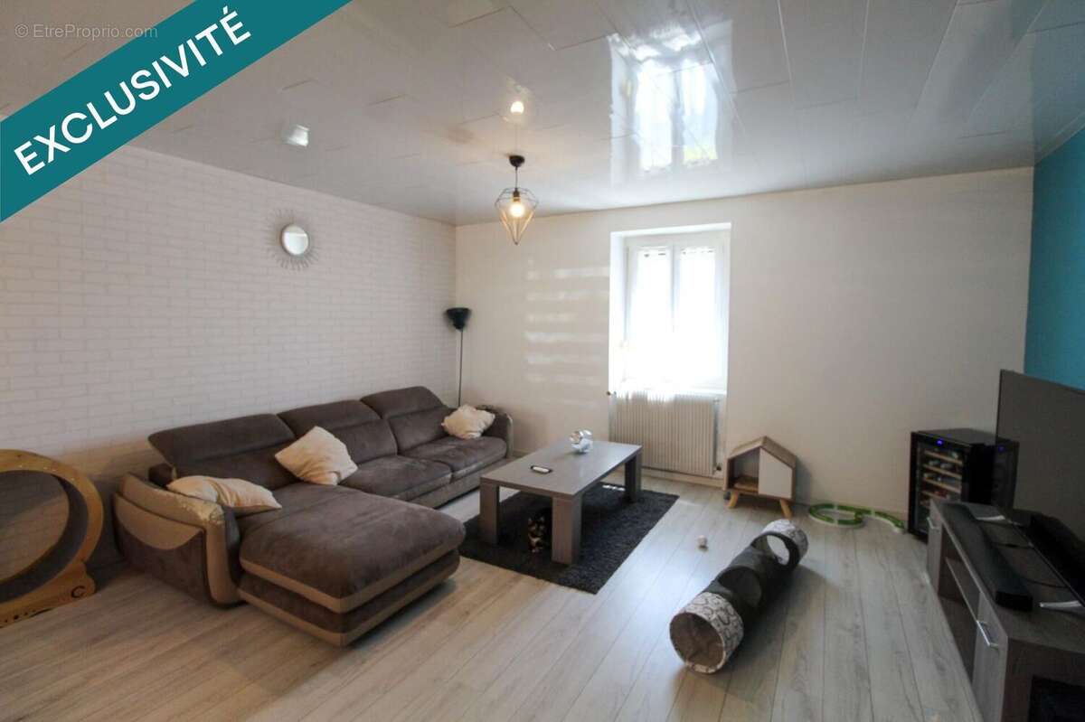 Maison 77 m² à Montceau-Les-Mines  - photo 4