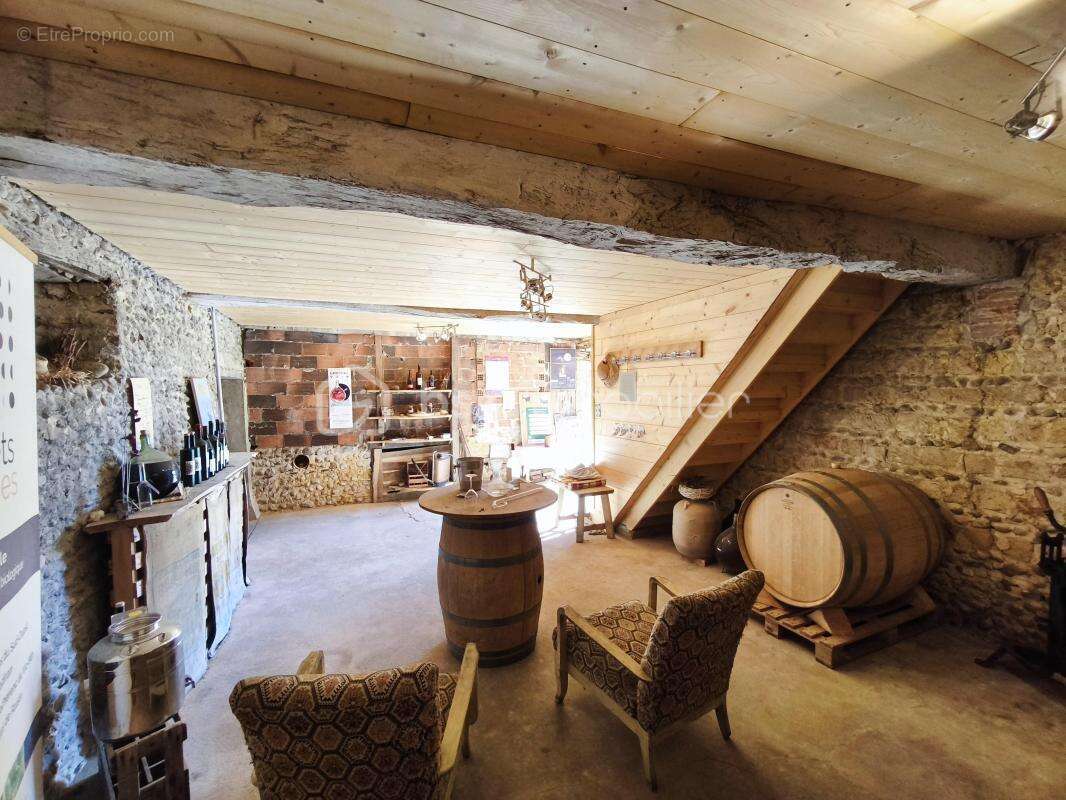 Maison à AURIONS-IDERNES