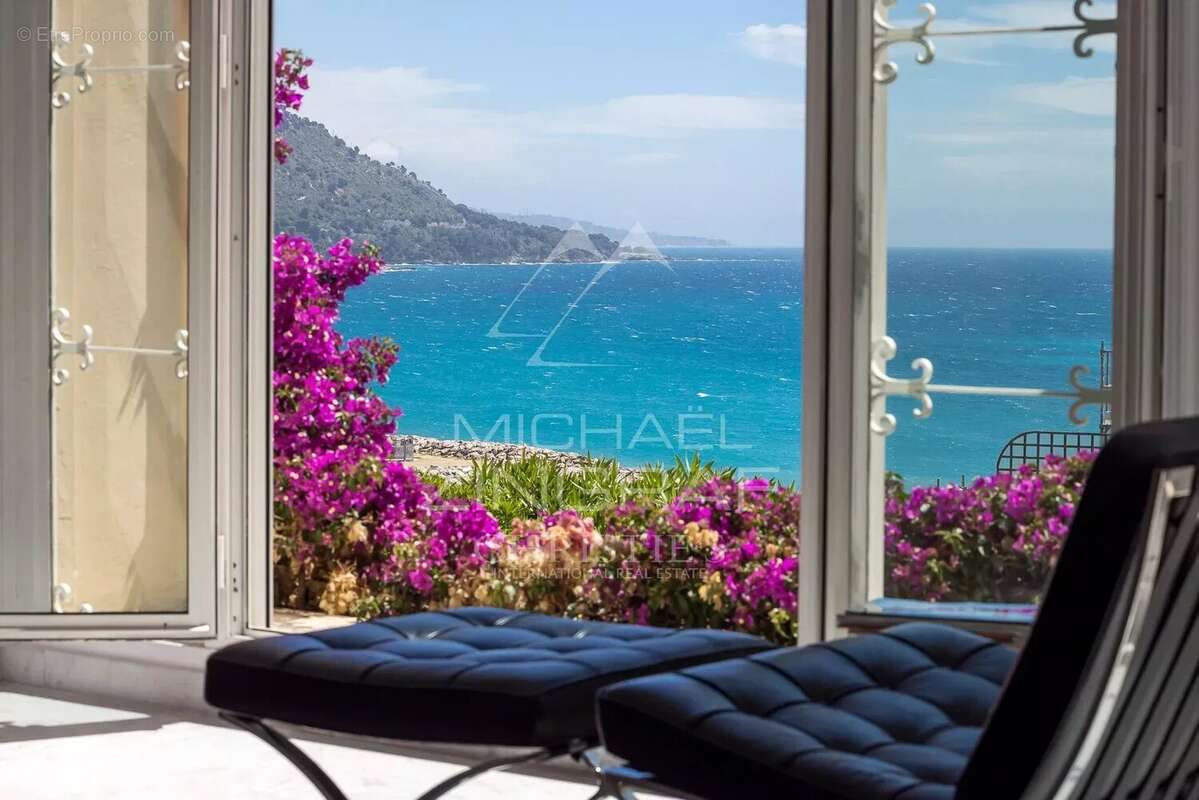 Appartement à MENTON