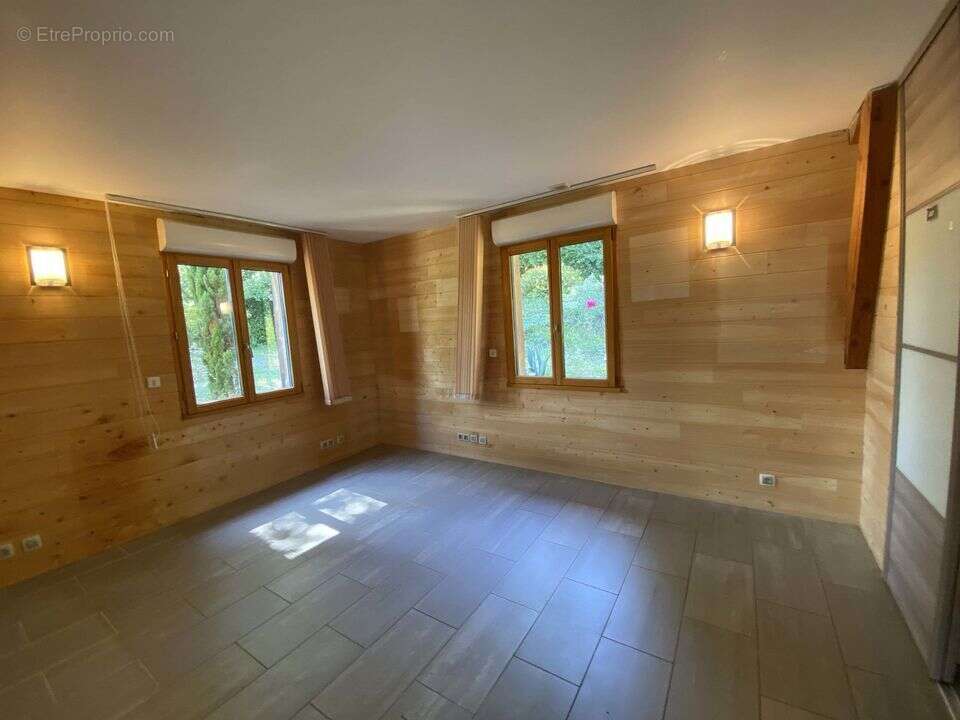 Maison 170 m² à Cazaubon  - photo 73