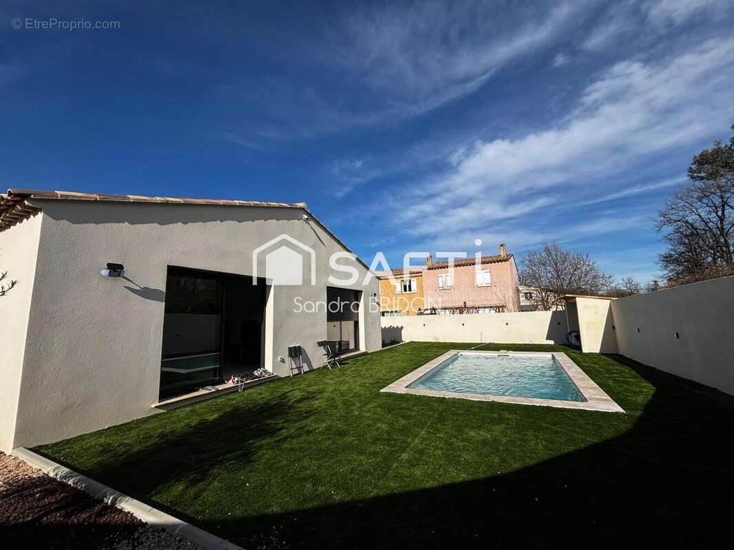 Photo 2 - Maison à FORCALQUEIRET