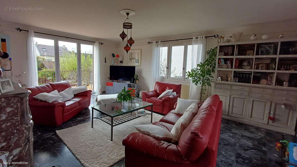 Maison à PONTAULT-COMBAULT