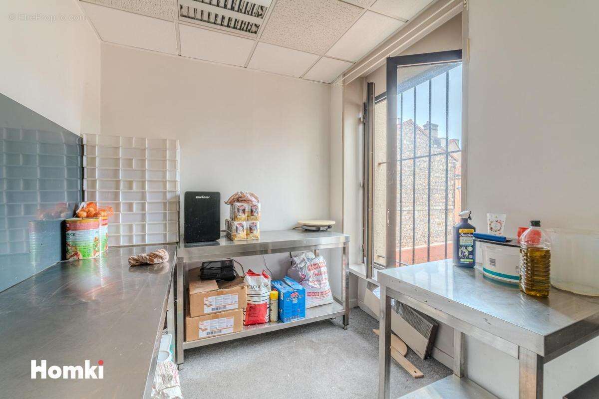 Commerce à SAINT-ETIENNE