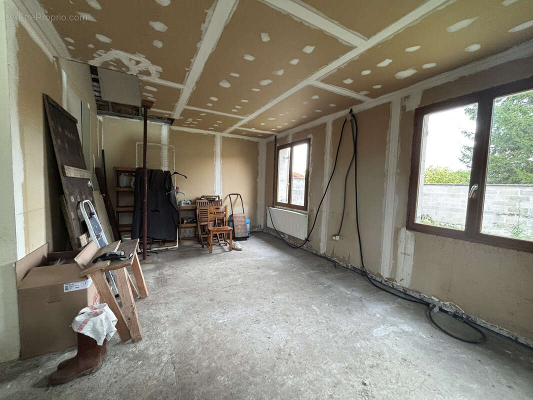 Maison à CONDE-FOLIE