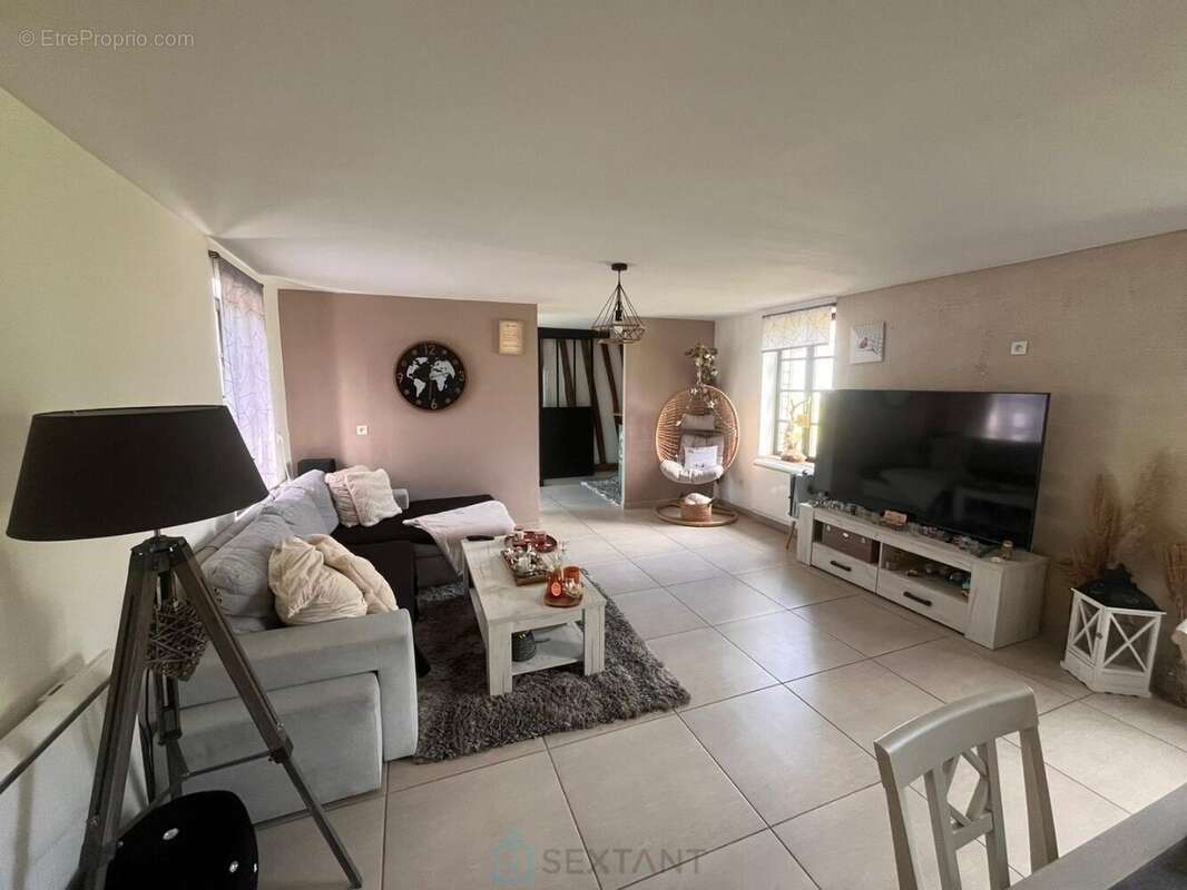 Maison à AUQUEMESNIL