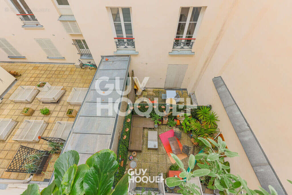 Appartement à PARIS-11E