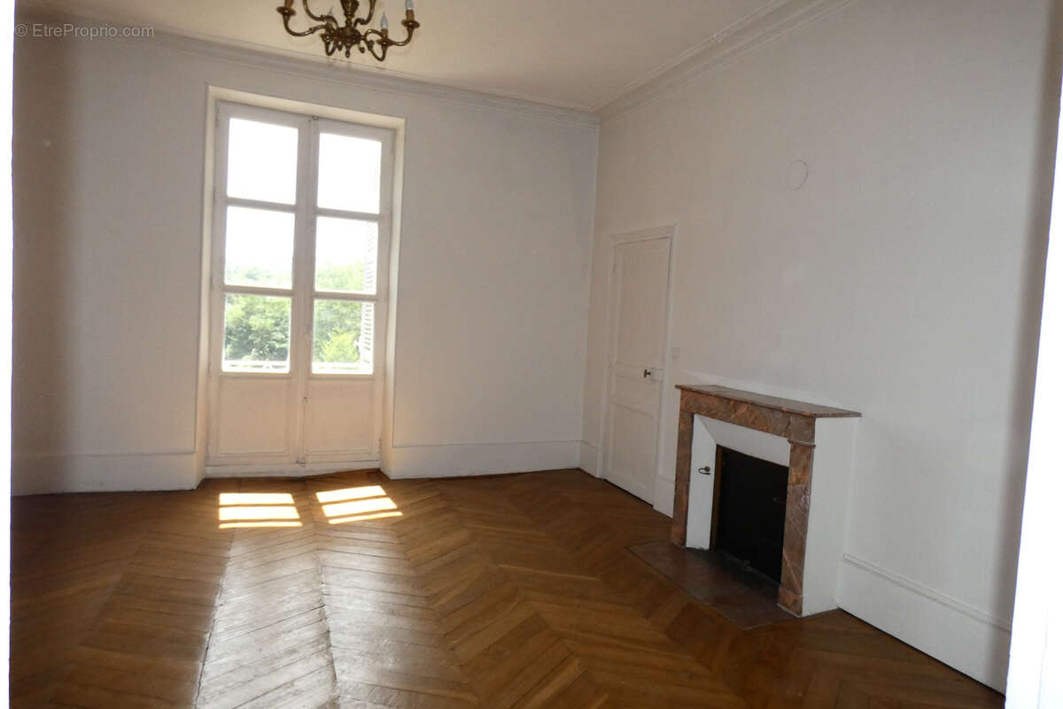 Maison à GUERET