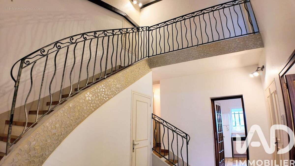 Maison 180 m² à Veauche  - photo 9