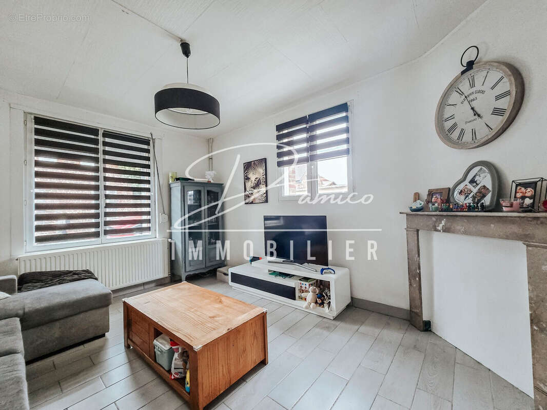 Maison 83 m² à Lieu-Saint-Amand  - photo 4