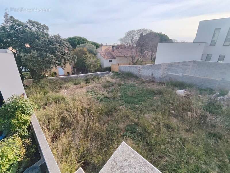 Terrain à FRONTIGNAN