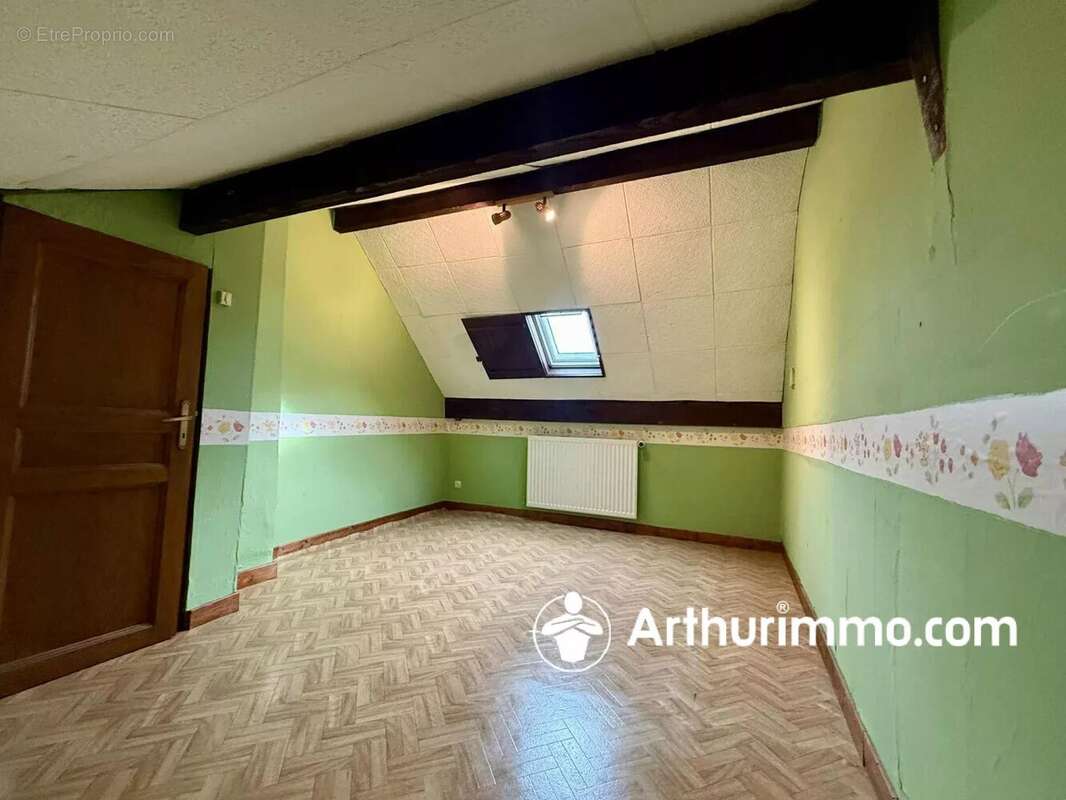 Maison à CHAVANNES-LES-GRANDS