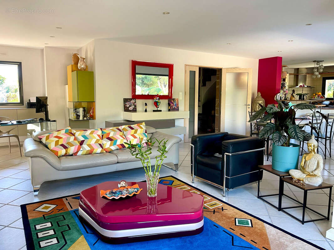 **À vendre : Maison d'exception à Saint-Évarzec** - photo 3