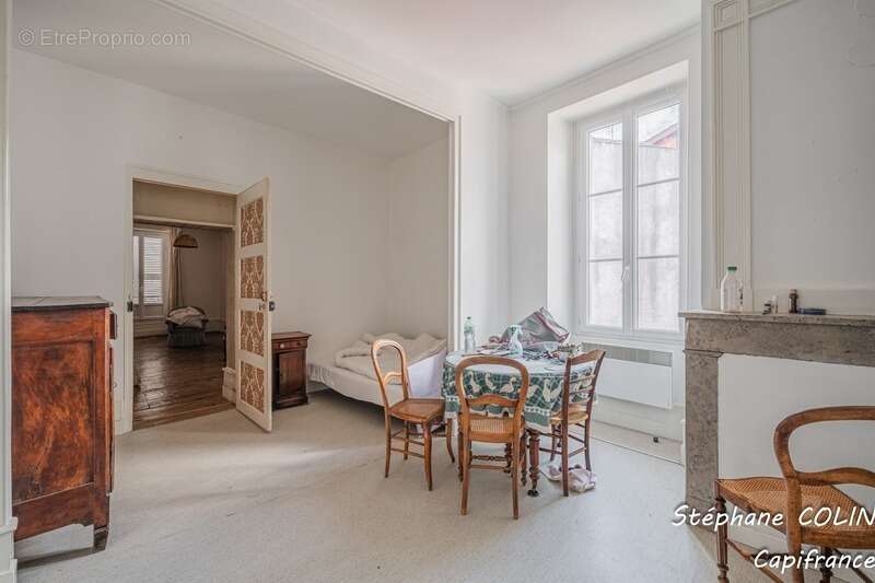 Deux appartements T2 + studio + parking TULLINS (38) - photo 2