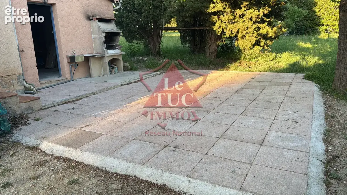 Grasse PLASCASSIER  Maison de plain-pied de 112 m2 avec annexes incluse terrain plat 2000 m2 - photo 25