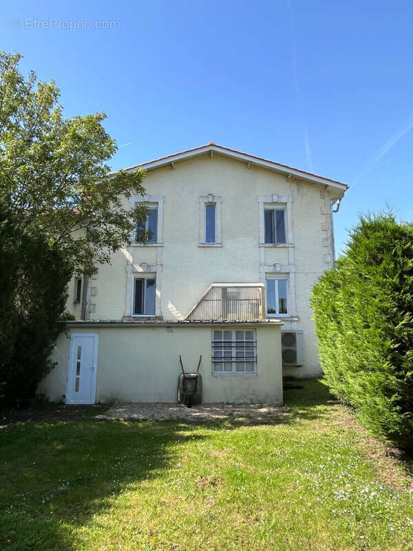 Maison à MEDILLAC