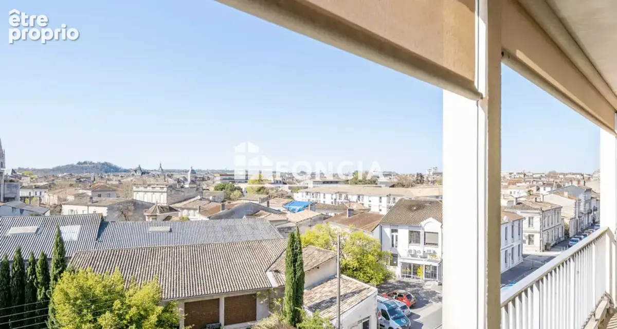 T3 traversant avec vue dégagée, entièrement rénové - photo 6