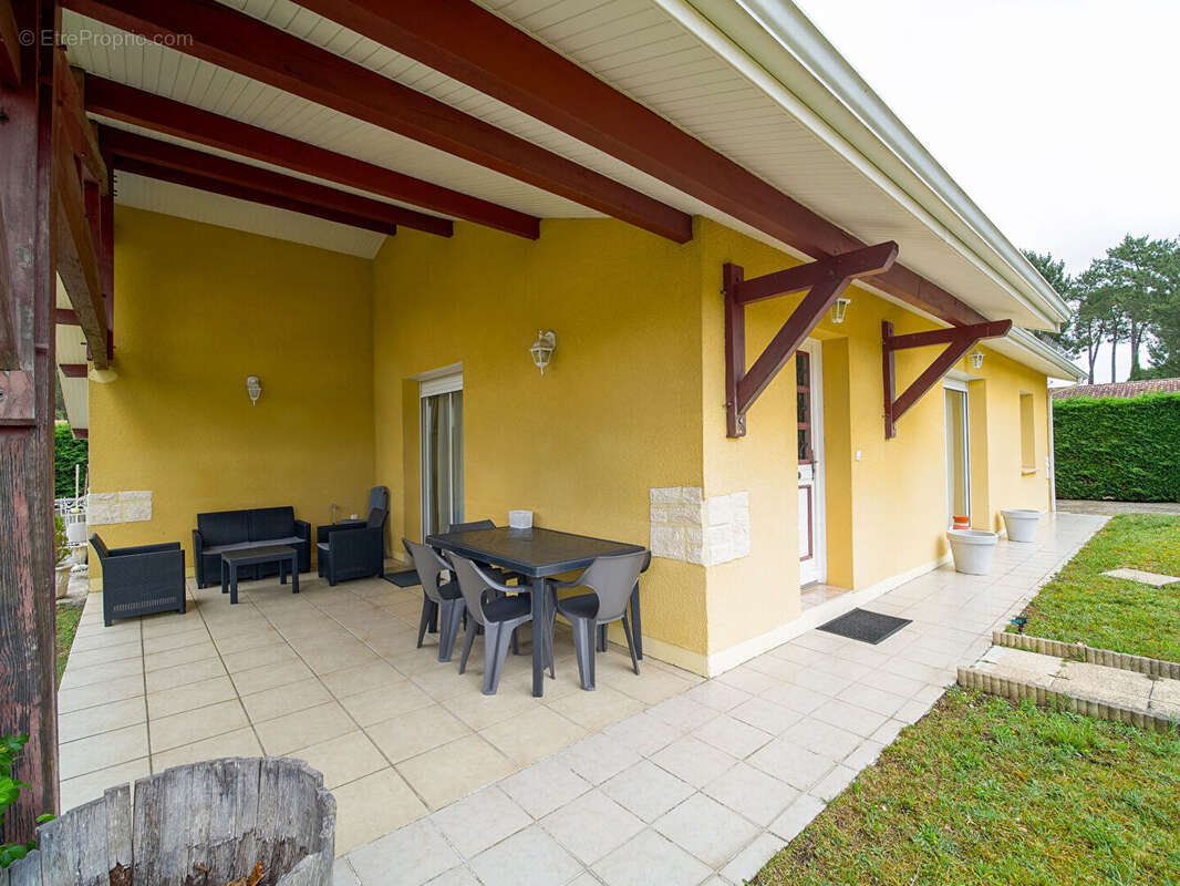 Maison à PISSOS
