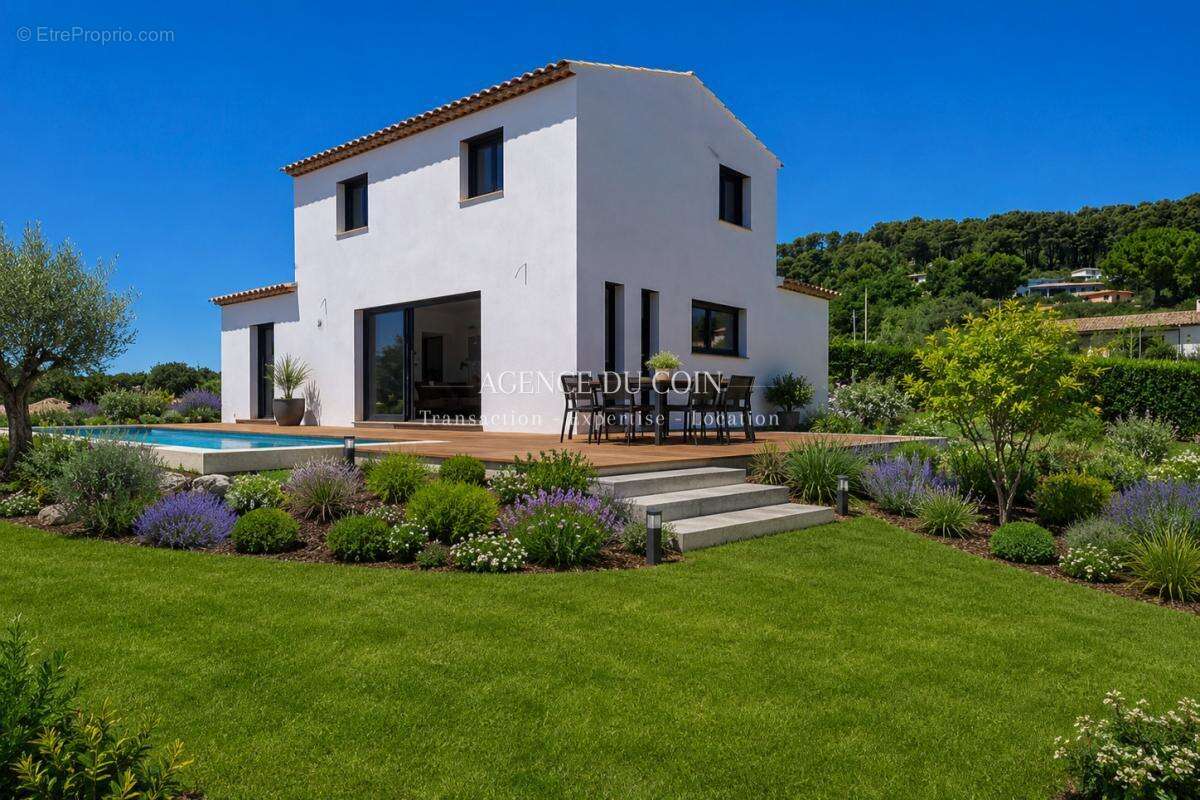 Maison à LORGUES