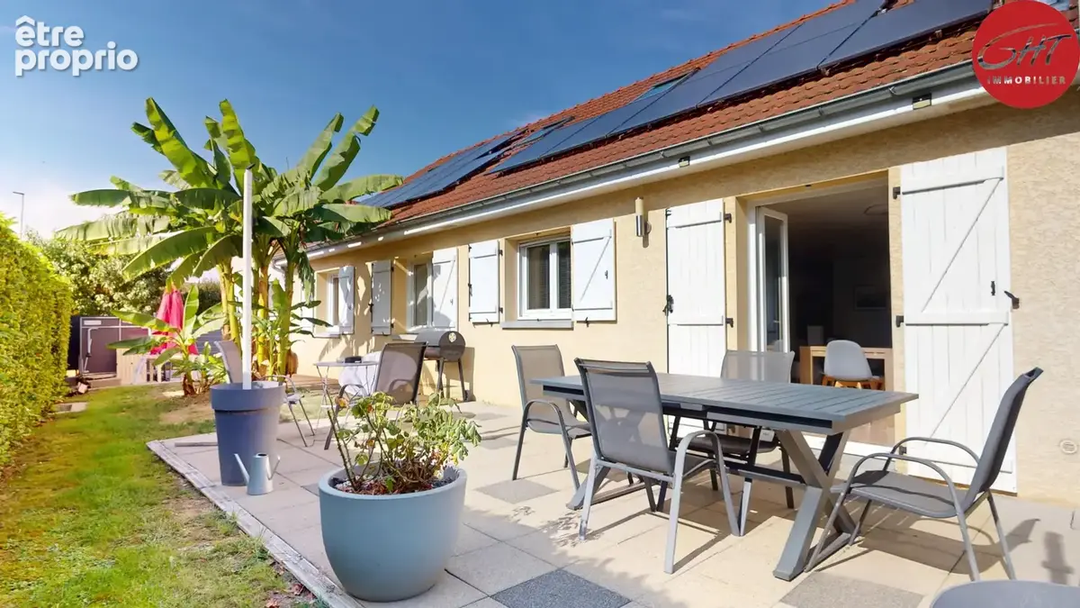 Maison familiale - 125 m2 - avec piscine - proche de Besançon - photo 5