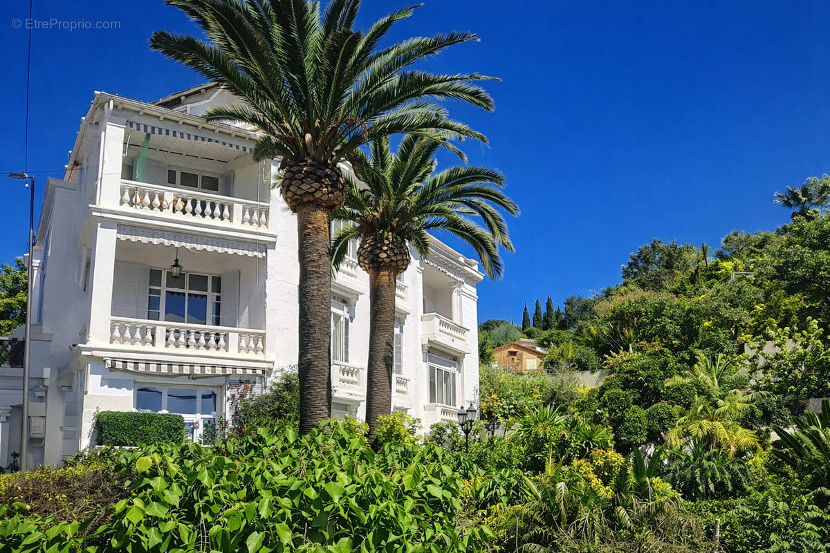 Appartement à LE CANNET