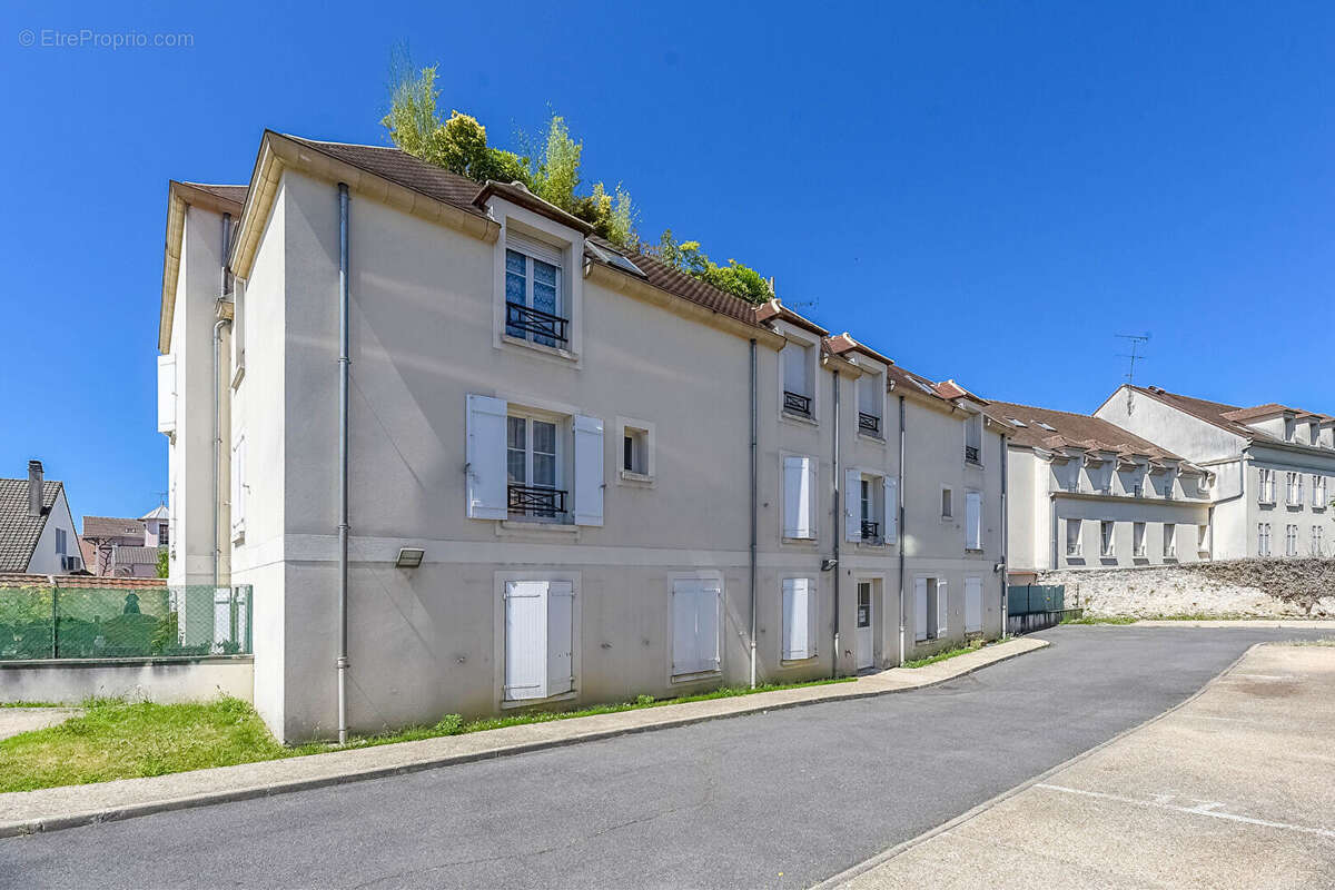 Appartement à BEAUMONT-SUR-OISE