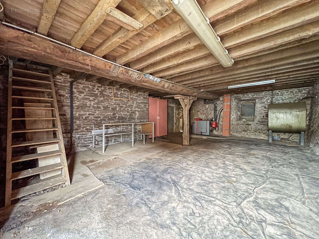 Maison à SAINT-DENIS-SUR-SARTHON