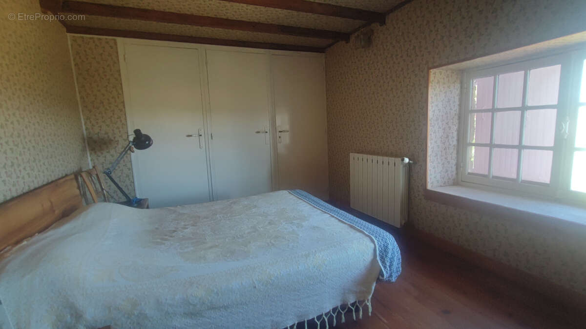 Maison à SAINT-ROMAIN-DE-LERPS