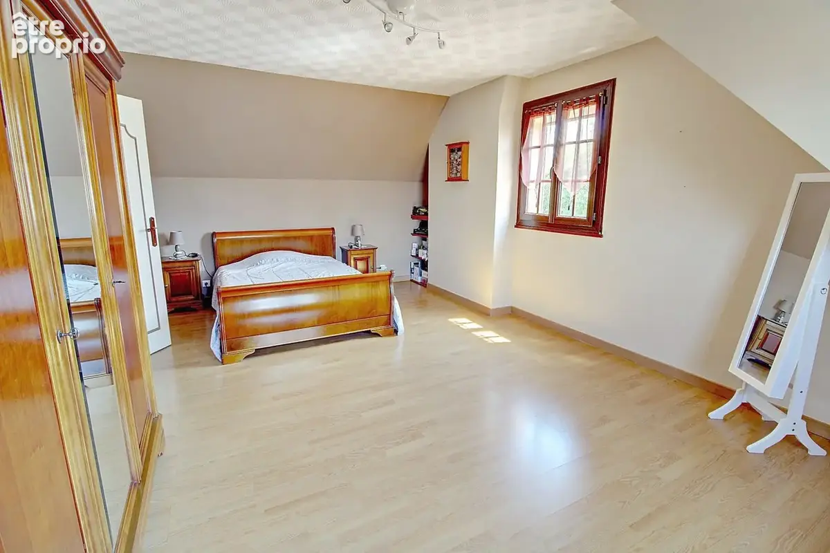 Maison 6 pièces 127 m² à vendre à Chartainvilliers (28130) - photo 8