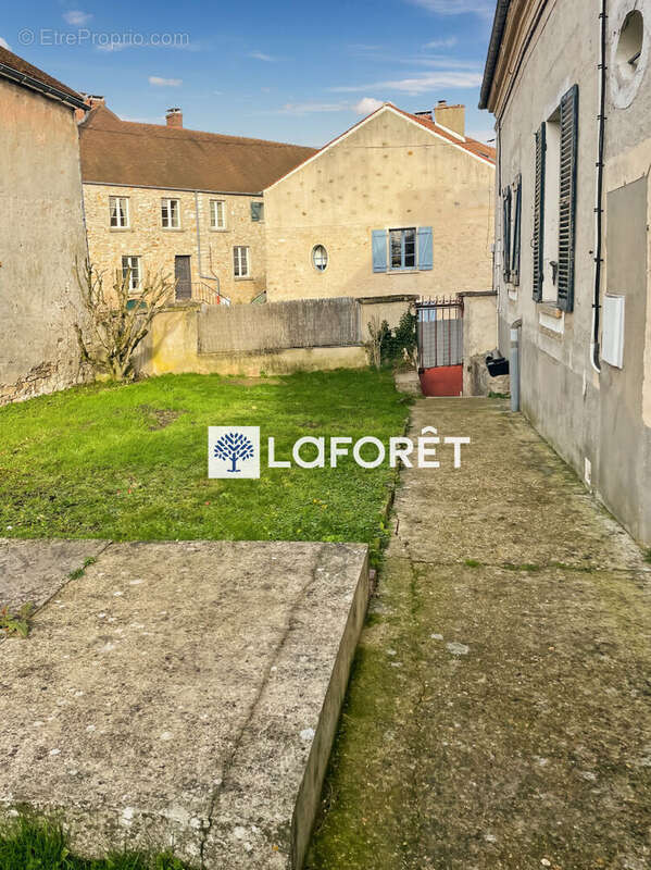 Appartement à CRESPIERES