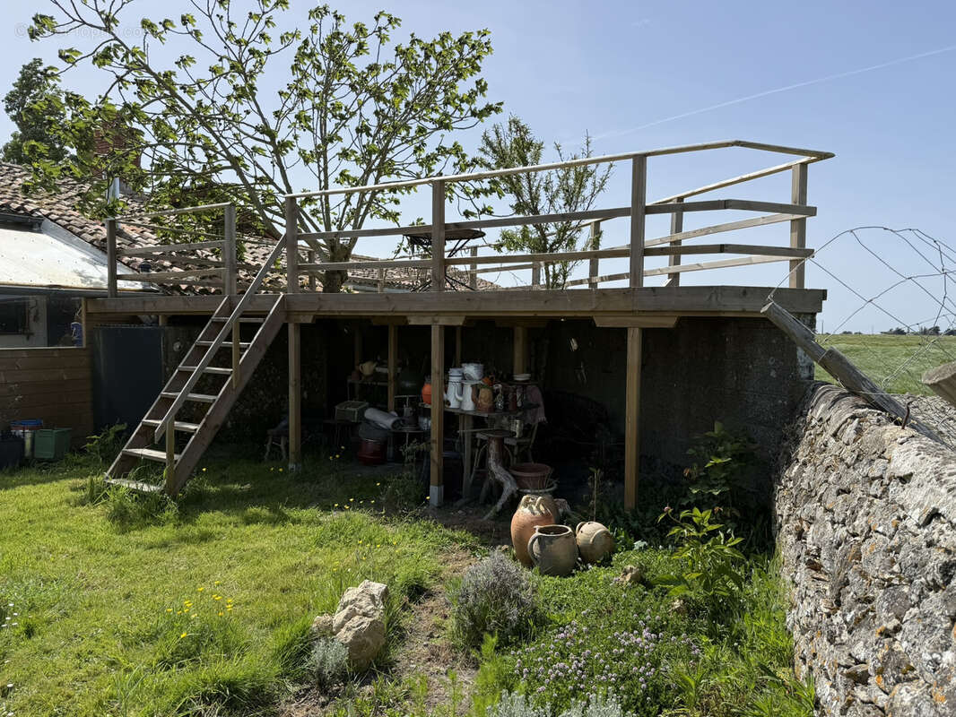 Maison à BOUIN