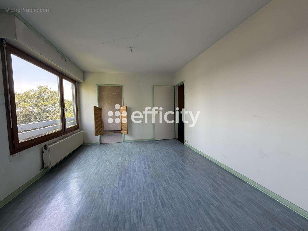 Appartement à SECLIN