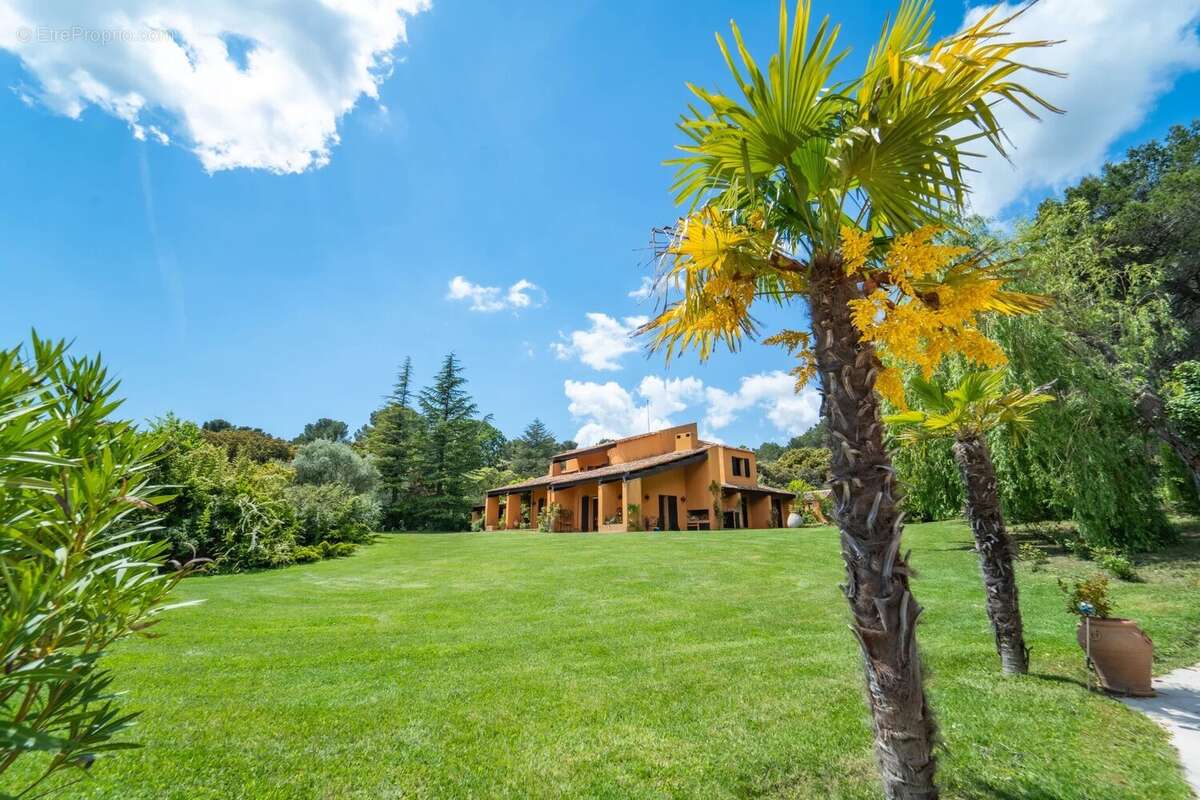 Maison à SAINT-MARC-JAUMEGARDE