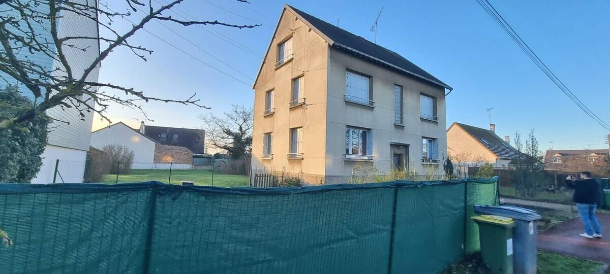 Appartement à AUBERGENVILLE