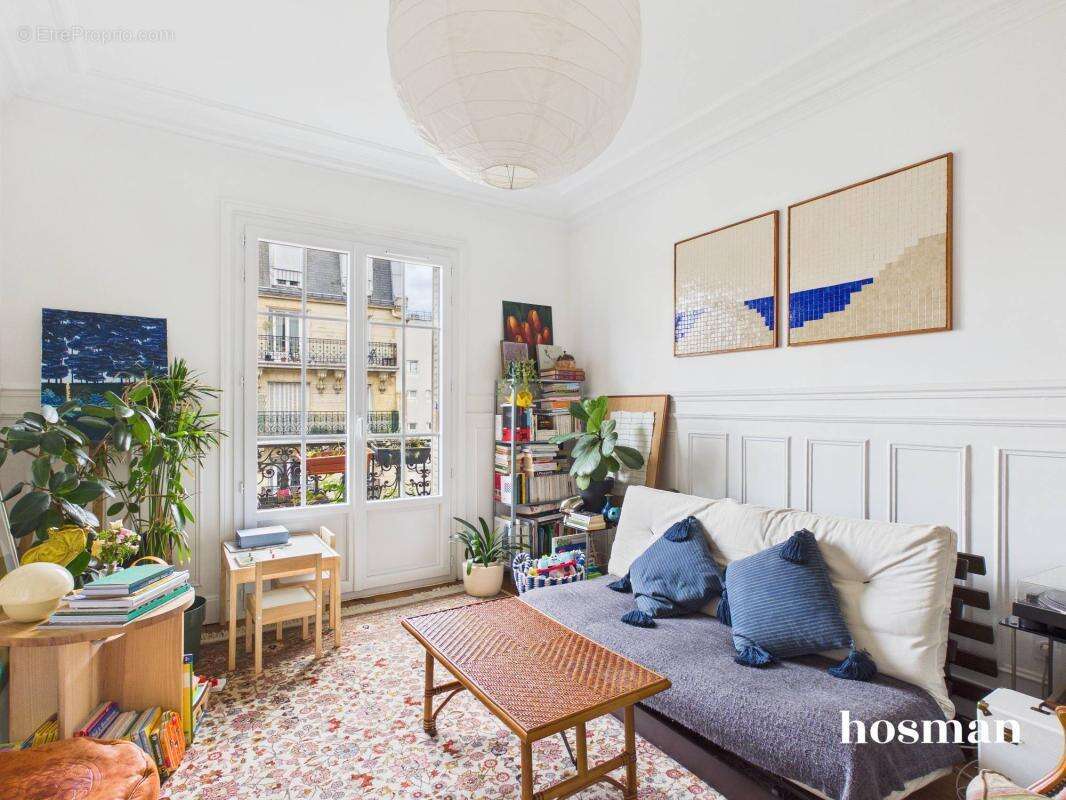 Appartement à PARIS-19E