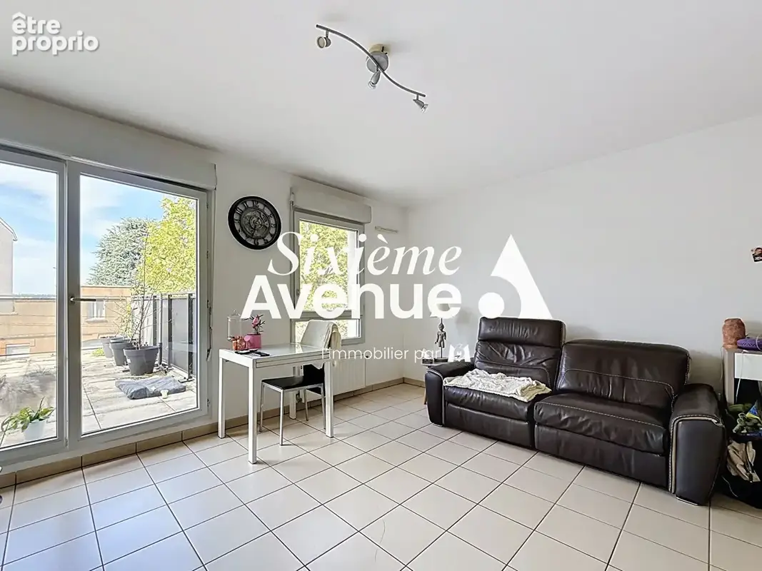 Appartement Decines Charpieu 2 pièce(s) 46.21 m2 - photo 5