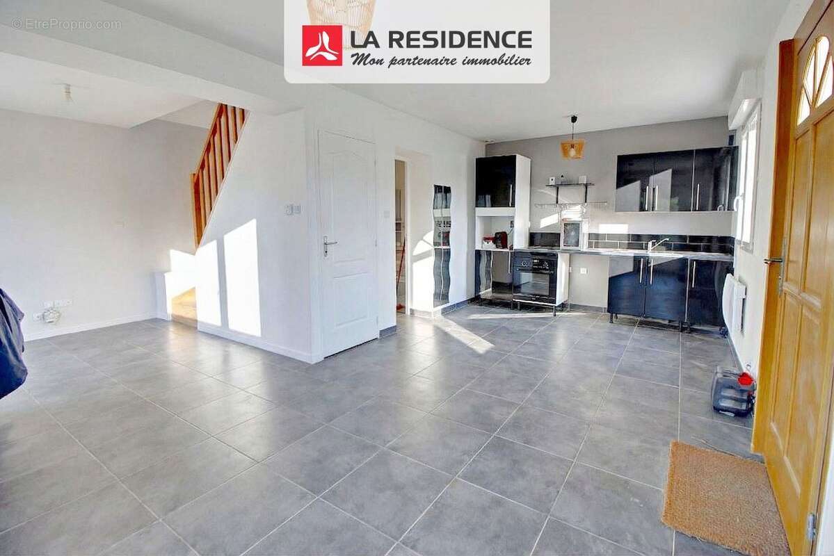 Maison 80 m² à Meulan  - photo 2