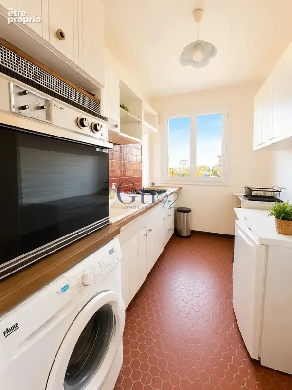 Apprtement traversant tres lumineux avec vue degagee - photo 6