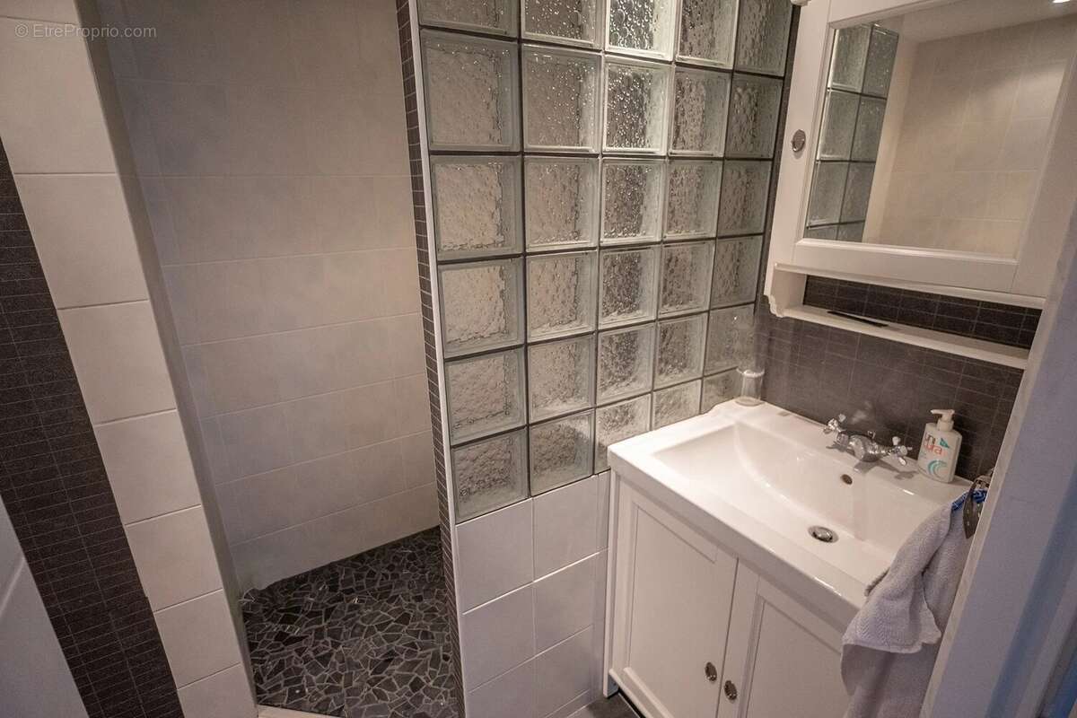 Appartement à THEOULE-SUR-MER