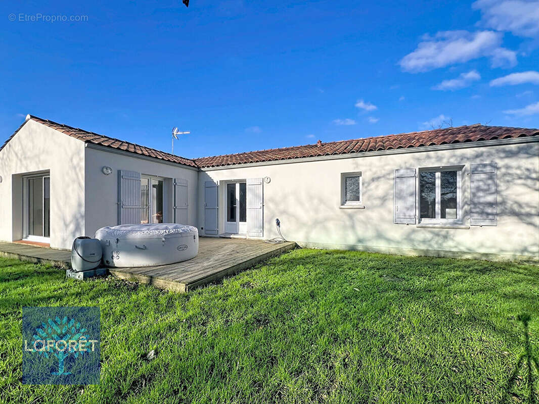 Maison à SAINT-HILAIRE-DE-RIEZ