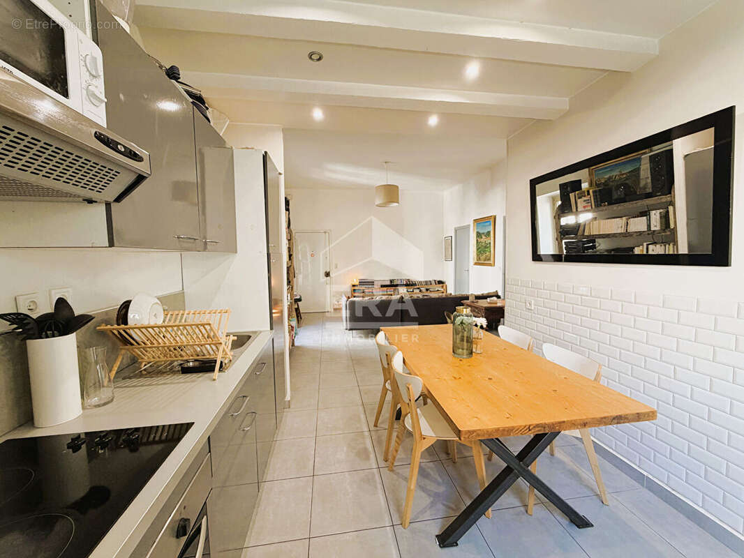 Appartement 51m² à marseille 1er arrondissement - photo 4