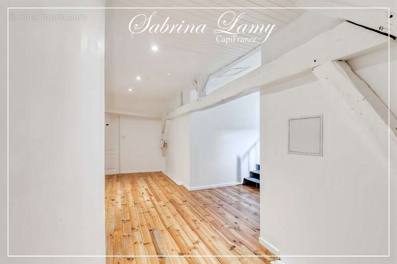 Maison à LE MESNIL-SUR-OGER