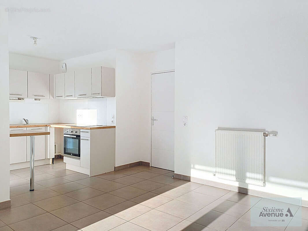 Appartement à LYON-8E