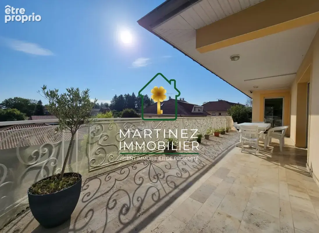 Maison 6 pièces 184 m² à vendre à Saint-Bonnet-De-Mure (69720) - photo 5