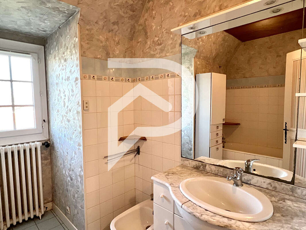 Maison à LAMONZIE-SAINT-MARTIN