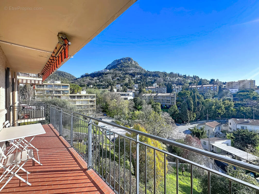 Appartement à VENCE